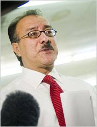 EL RRUN RRUN: ACCION AMERICA FIRES BACK: “REMOVE ZAYAS AND CORTEZ”