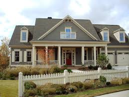 Beautify Exterior Painted Houses Ideas Full Imagas Grey Roof Wi Exterior House Paint Color Combinations House Paint Exterior Exterior House Colors Combinations