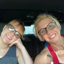 Meredith Avery- Ott (@merebear1979)