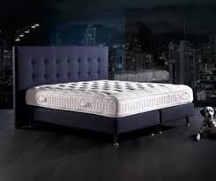 Alle informationen zur unterkunft, einschließlich der telefonnummer und der adresse, finden sie nach der buchung in der buchungsbestätigung und in ihrem konto. Boxspringbett In Edlem Blau Schlafzimmer Bett Boxspringbett
