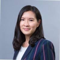 Yvette Lau's Instagram, Twitter & Facebook