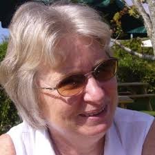 Can anyone tell me please what they understand by the phrase 'community  orchestra'? Tia