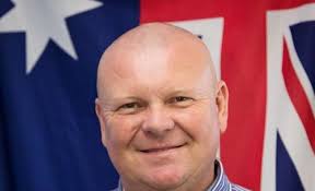 Mackenzie to run as independent