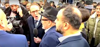 MSM Target Galloway at Victory Party – Consortium News