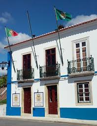 No maior portal imobiliário nacional temos milhares de apartamentos e moradias em lisboa, no porto e por todo o país. Junta De Freguesia De Santa Maria E Sao Salvador Situada Na Praca Jose Maria Lopes Falcao Na Vila De Odemira Portugal Santa Maria Maria Lopes Portugal