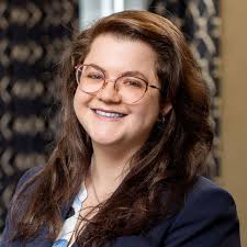 Francesca Raymond's Instagram, Twitter & Facebook