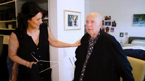 Storys zum thema reiner calmund. Reiner Calmund Spendet Seine Kleidung Weil Sie Ihm Viel Zu Gross Geworden Ist