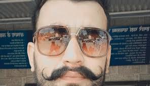 Vicky Brar's Instagram, Twitter & Facebook