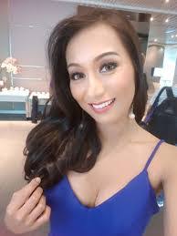 Janice Roman's Instagram, Twitter & Facebook