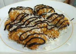 Selain pisang goreng, ada cara membuat pisang keju coklat goreng yang jauh lebih nikmat dari secangkir kopi atau teh hangat dengan pisang goreng adalah hidangan 'nyore' paling nikmat. Cara Memasak Pisang Goreng Coklat Keju Tanpa Ribet