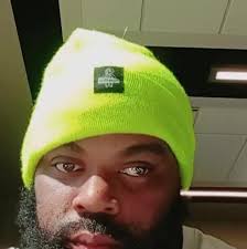 What is the best time to call Cracker Barrel?