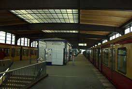 S bahnhof zoologischer garten ⭐ , ⓜ s+u zoologischer garten bhf (berlin), germany, berlin, jebensstraße, 7: Der S Bahn Bereich Im Bahnhof Berlin Zoologischer Garten Bahnbilder De
