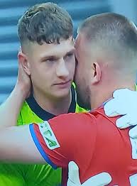 Spennymoor goalkeeper Ryan Johnson made his competitive debut at Wembley in  the FA Trophy Final, just two days after losing his father. ♥️❤️ An  incredibly brave moment