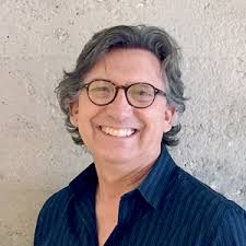 Daniel Janotta's Instagram, Twitter & Facebook