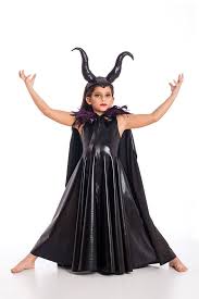 Maleficent costume young maleficent halloween look halloween kostüm. Girls Maleficent Costume Halloween Costumes Kids Costumes Etsy