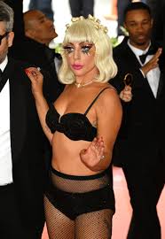 Lady Gaga sa nechala nafotiť nahá: Umenie alebo porno? - Fotografia č.9 |  Nový Čas
