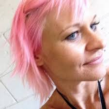 Carla Schroeder's Instagram, Twitter & Facebook