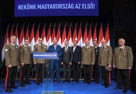 Sztáray péter biztonságpolitikáért felelős államtitkár (kkm), továbbá informális beszélgetést folytatott dr. Operettpart Katonak Magyar Hang