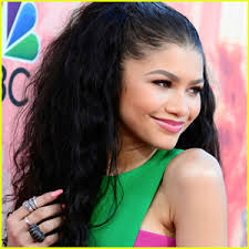 Zendaya Got One of Her Go-To Beauty Products From Her 'K.C. Undercover'  Co-star!