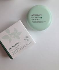 Natural mineral from jeju island. Innisfree No Sebum Mineral Compact Review Citygirlsearching