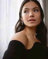 Raducanu doing what she does best 🎾 🏓