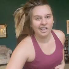 HAPPY TWERKIN THURSDAY LOVES!!! The smoke here in CA is not good, so I did  my KUNG FU TWERKIN inside. In case any of you forgot.... this song is a  SLAP and my bf and I listen to it more often than ...