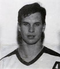 Player photos for the 1988-89 London Knights at hockeydb.com