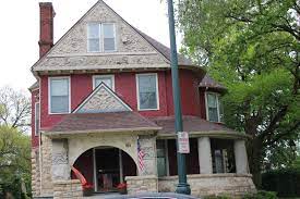 Eastern Avenue Victorian Mansion In Joliet Illinois Joliet Illinois Victorian Mansions Joliet