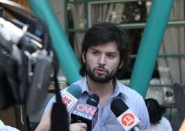 El recién electo gabriel boric, afirmaba: Gabriel Boric El Magallanico Que Quiere Desbancar A Camila Vallejo El Magallanews Cl Noticias De Punta Arenas Y Magallanes