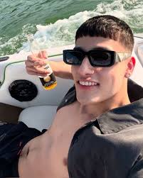 Descubre 30 ideas de Malilla y fotos de guapos