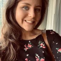 Amanda Maniaci's Instagram, Twitter & Facebook