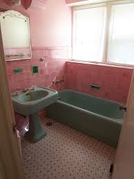 Vintage Pink Tile Bathroom From 1920 S Pink Bathroom Tiles Vintage Bathrooms Vintage Bathroom Tile