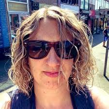 Lauren Gault's Instagram, Twitter & Facebook