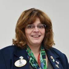 Elaine Burnham's Instagram, Twitter & Facebook