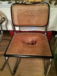 Thonet gilt weltweit als pionier des möbeldesigns. Der Wiener Flechter C O Vienna
