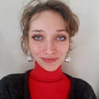 Lesley Proctor's Instagram, Twitter & Facebook