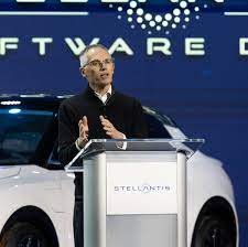 Stellantis CEO Carlos Tavares Set to Retire in 2026