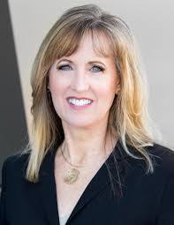 Stefanie Garner's Instagram, Twitter & Facebook