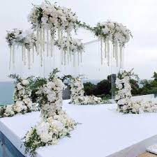 Flowers Are So Important In Wedding Scene Decoration Page 4 Of 40 Yeslime Wedding Scene Wedding Lights Wedding Decorations
