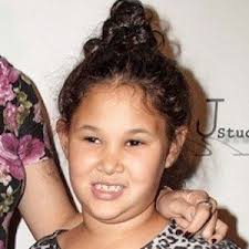 Sage Stewart's Instagram, Twitter & Facebook