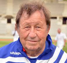 Le décès de Guy Roux pourrait profondément marquéer le paysage sportif  français « une icône disparue... Voir le 1er commentaire