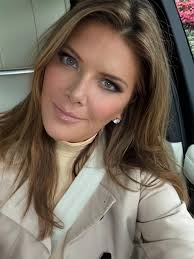 On #MomDuty….In the school pickup line. Enjoying every minute of it.  #HappySpring 🌷 😉 🙏