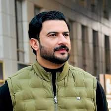 Balaji Krishnamurthy (@Bkrishl)