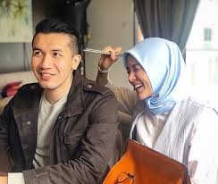Kalau kau nak khuzairi dapat restu aku! Drama Bersiri Gandingkan Ungku Ismail Siti Elizad