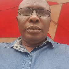 After Opportunity, this is another song by Oliver De Coque I loved a lot as  a kid. Who remembers this song?