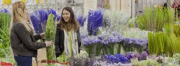 New Covent Garden Flower Market Monday Through Saturday 4 00 10 00 Vauxhall Flower Market Wholesale Flowers New Covent Garden Market