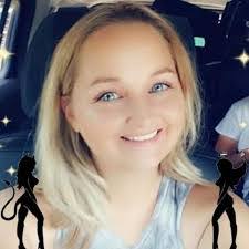 Crystal Pritt's Instagram, Twitter & Facebook