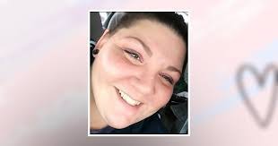 Heather Fern's Instagram, Twitter & Facebook