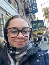 Michelle Weagle's Instagram, Twitter & Facebook