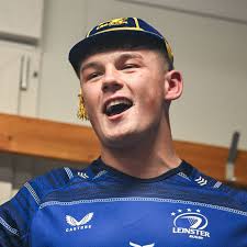 𝙈𝙚𝙚𝙩 𝙩𝙝𝙚 𝘼𝙘𝙖𝙙𝙚𝙢𝙮: 𝙎𝙩𝙚𝙥𝙝𝙚𝙣 𝙎𝙢𝙮𝙩𝙝 🏃 Started as a  centre with @carlowrugby, then moved to number eight with @kilkennycollege  before switching to hooker 🏸 Former soccer, GAA and badminton player 🏉  Coaching